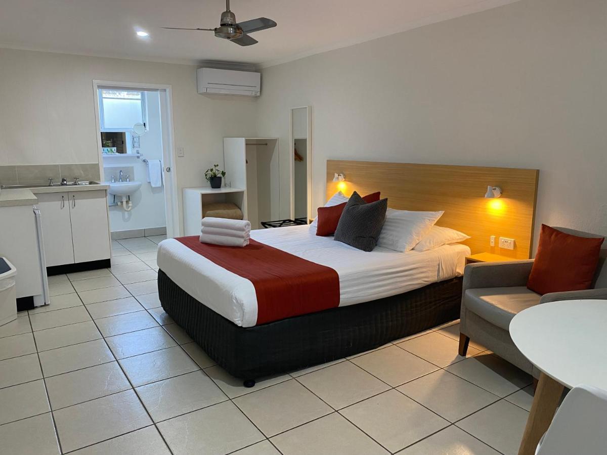 Tin Can Bay Motel Dış mekan fotoğraf