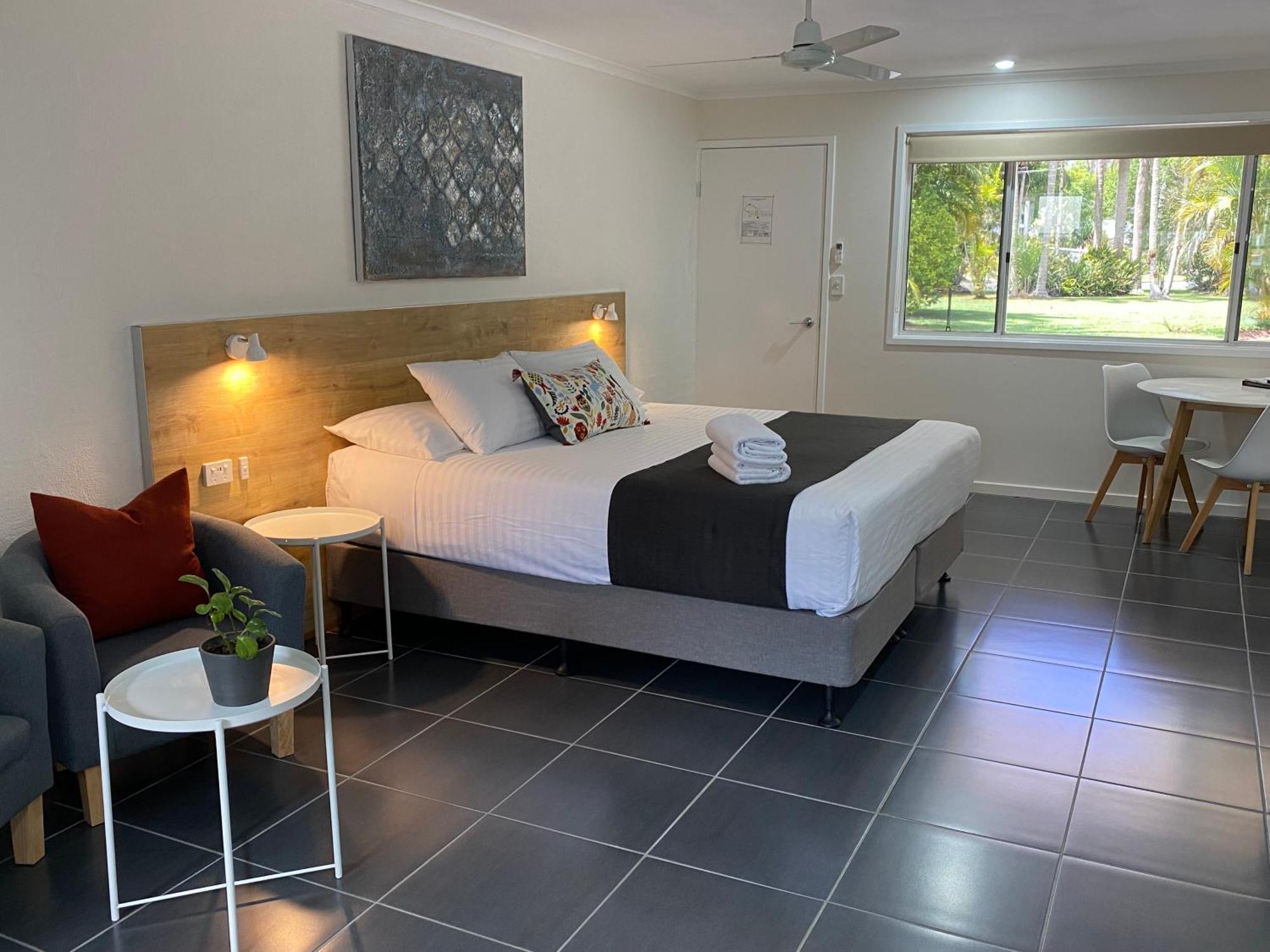 Tin Can Bay Motel Dış mekan fotoğraf